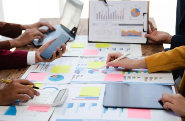 فعاليات جذب المستثمرين والتمويل لشركتك الناشئة - Investor and Pitching Events for Your Startup